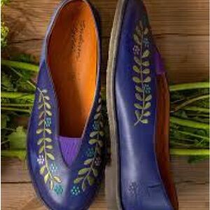 Gudrun Sjoden leather embroidered flats Lily NWOT 38 made in Portugal